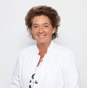 Dr. Stefanie Howaldt